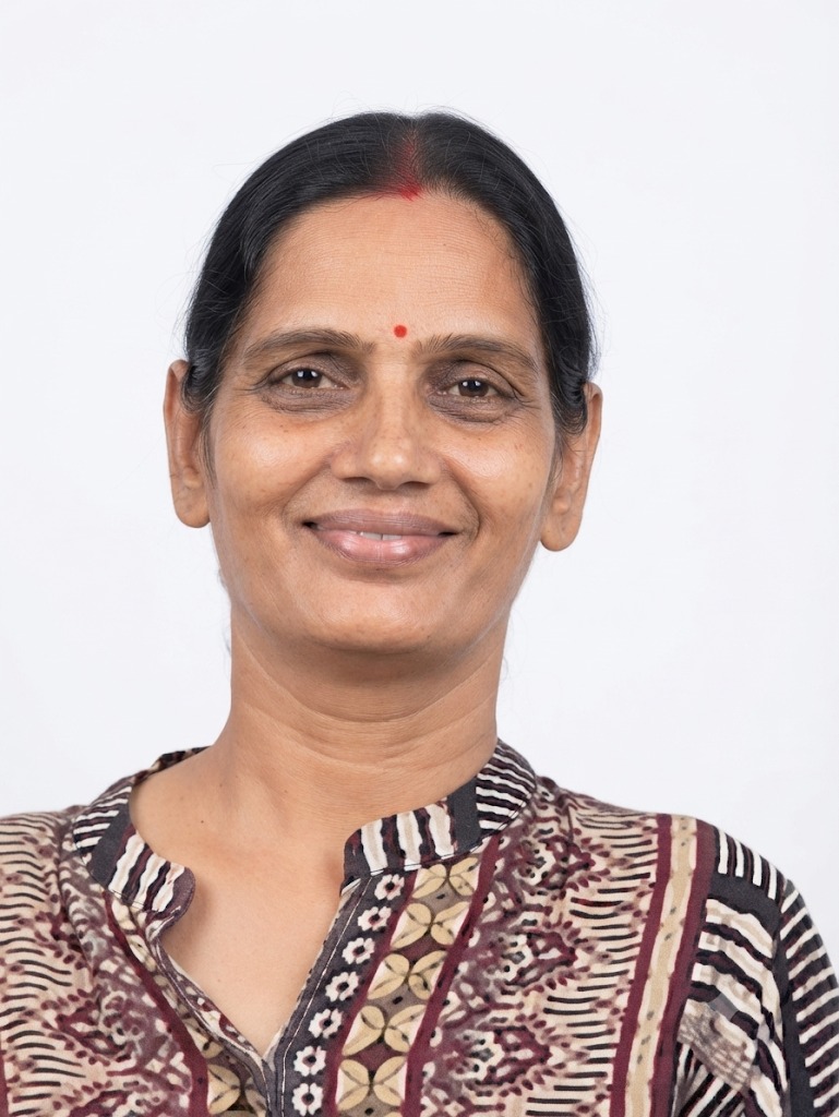 Neetu - Part time Cleaner and Baby Sitter in MIDC Complex in Mumbai